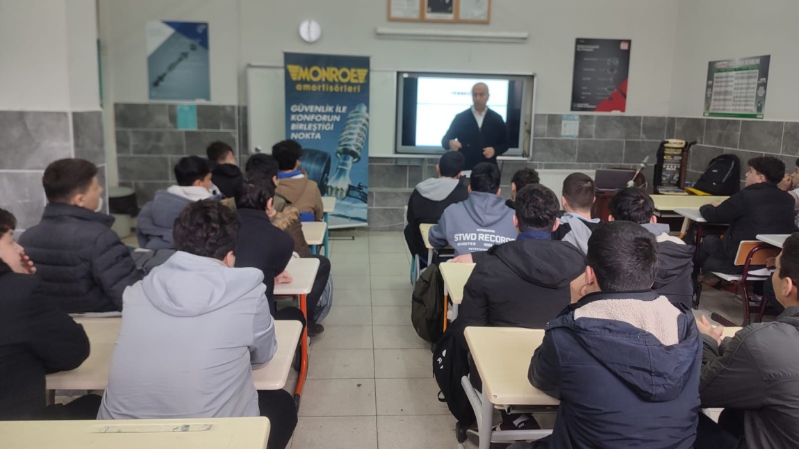 Monroe Amortisör Türkiye Süspansiyon Sistemi ve Amortisör eğitim semineri 